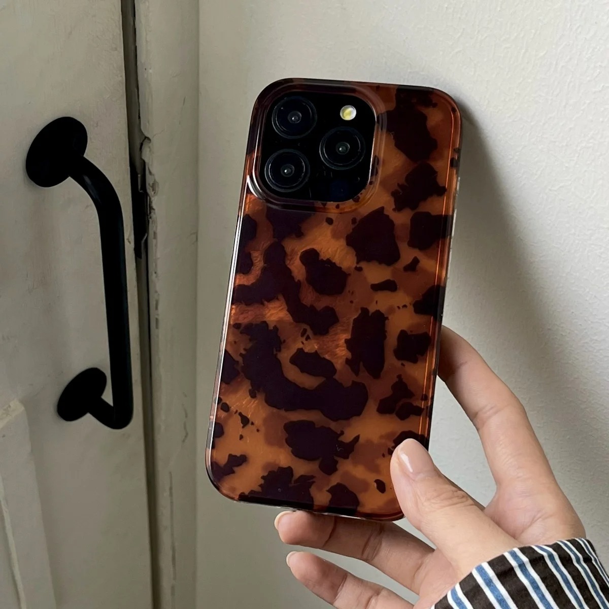 Ретро-чехол для телефона с лаз – обзор и цена Phone Cases Like Loopy
